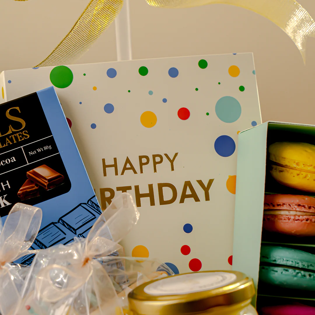 Birthday Love Hamper With Balloon KHI ONLY - Image 3