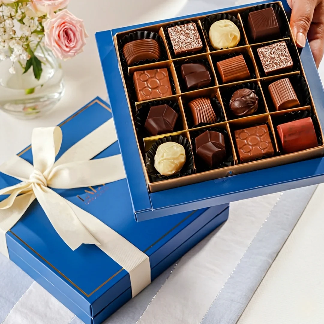 Classic Indigo Box (16 pcs) - Image 3