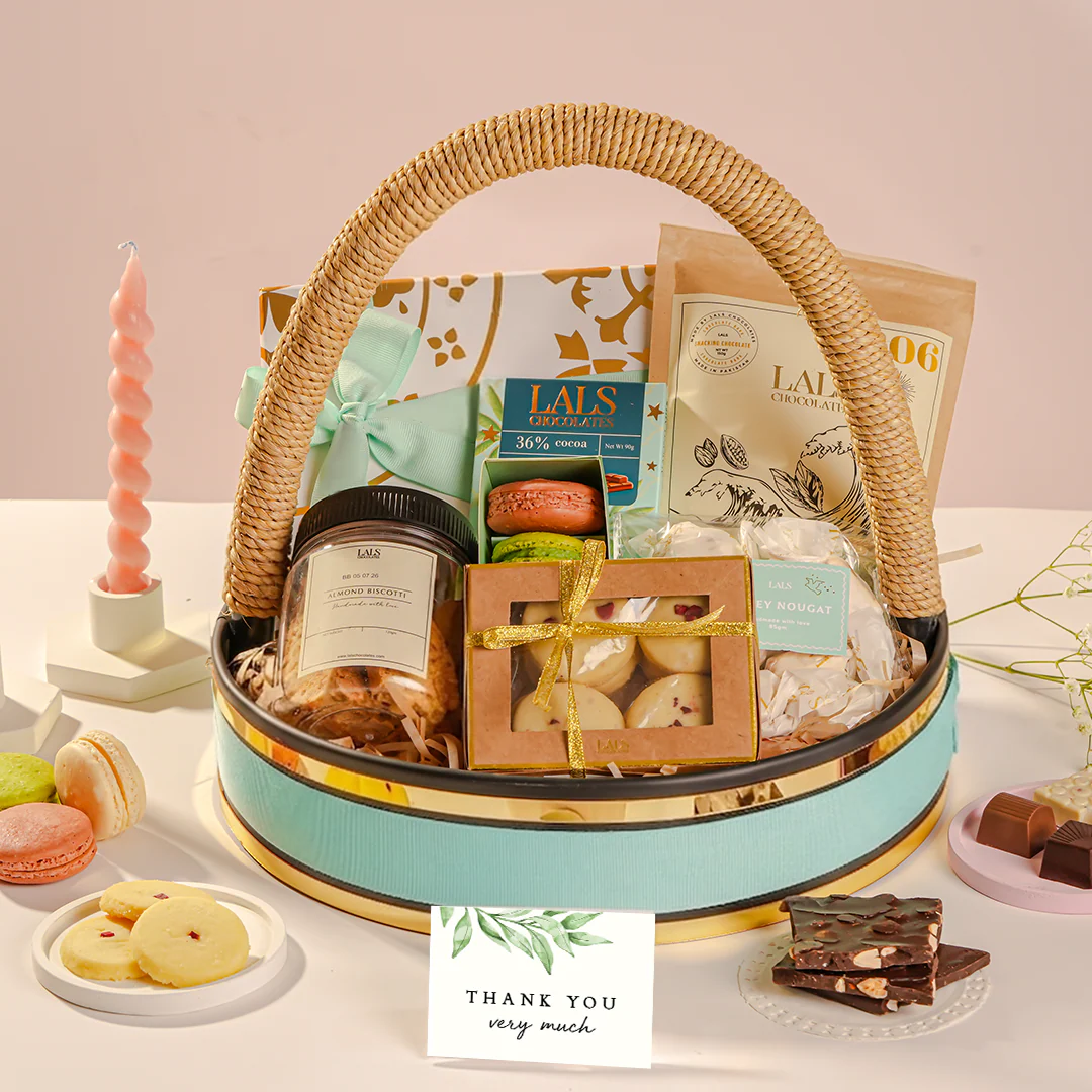 Festive Gourmet Basket