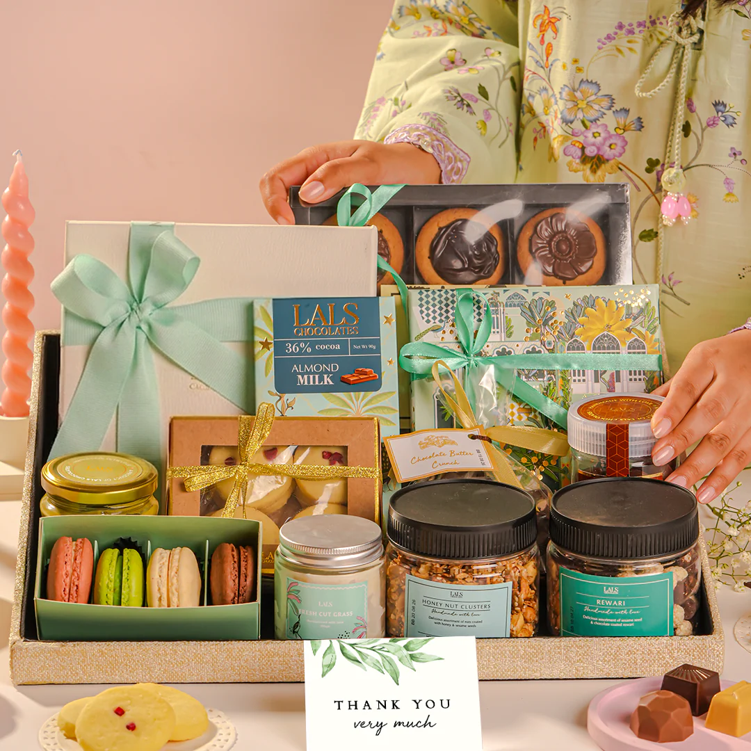 Luxe Celebration Hamper - KHI, LHR & ISB ONLY - Image 2