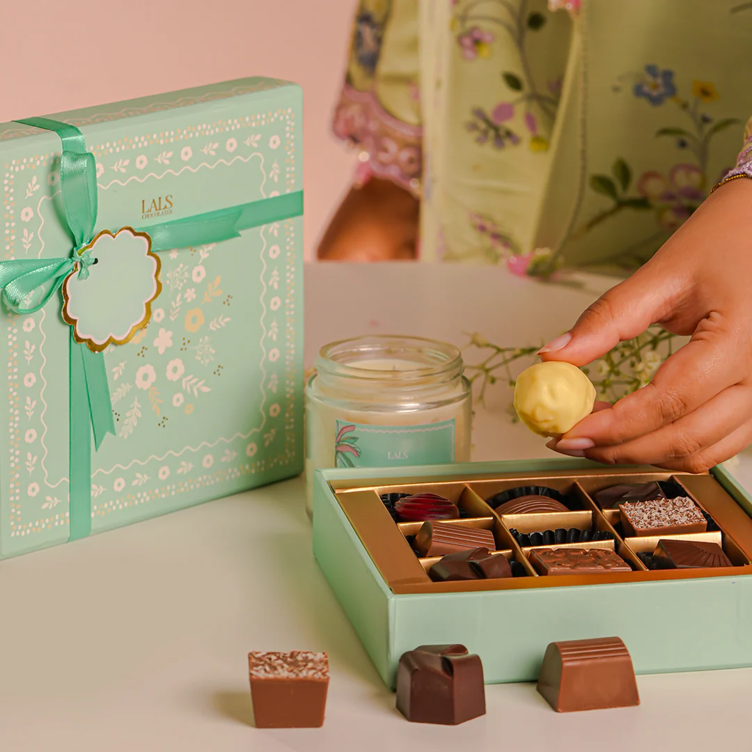 Mint Mosaic Box (9 pcs)