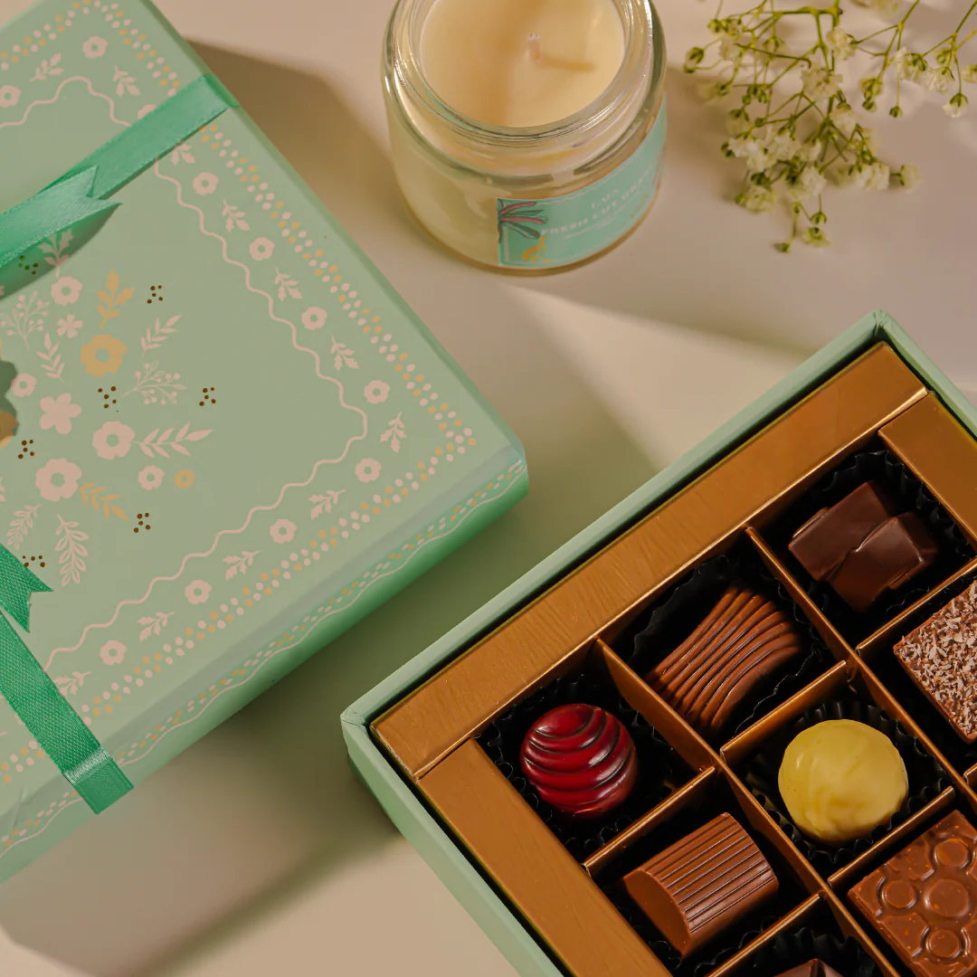 Mint Mosaic Box (9 pcs) - Image 2
