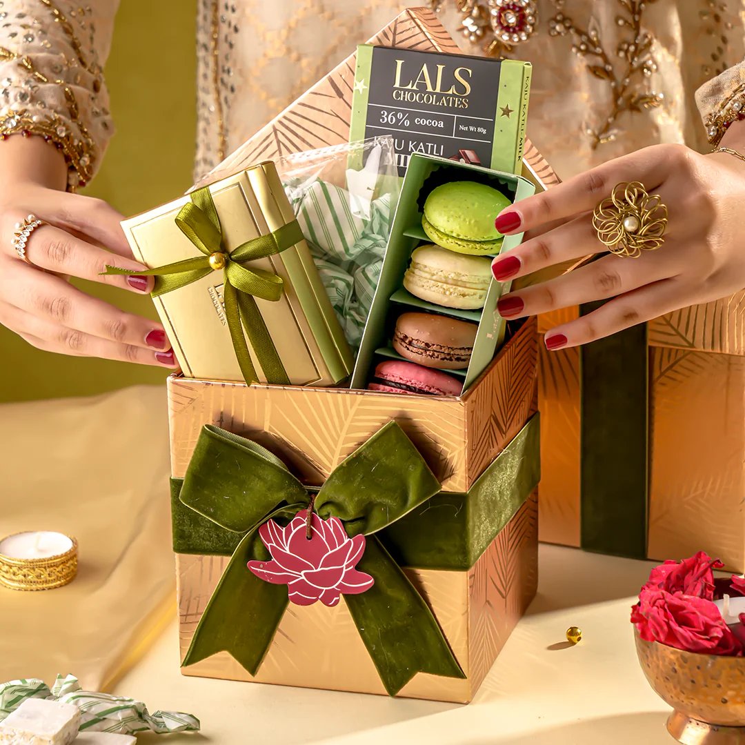 Sweet Promises Hamper - Image 4